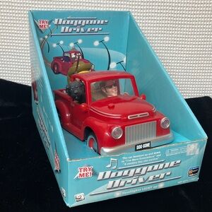 Gemmy “Doggone Driver” novelty toy